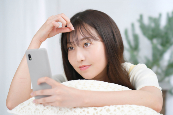 前髪カット500円(税込み)